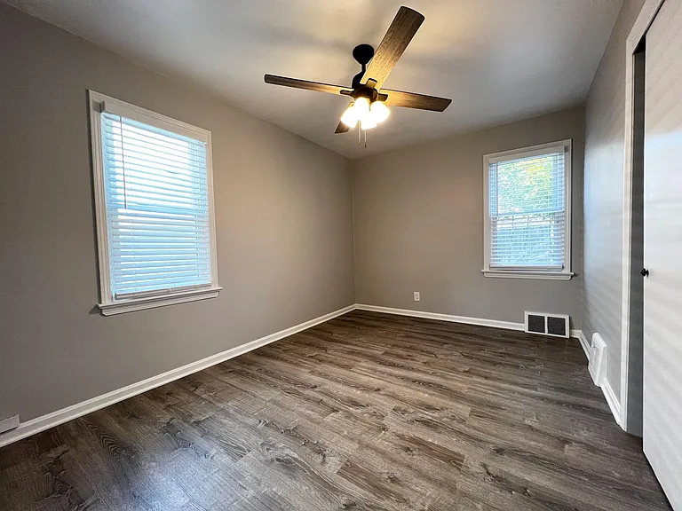 5043 N Barton Rd — Photo 12