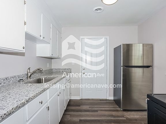 1477265_004_kitchen_12854517.jpg