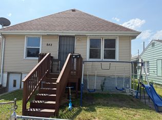 842 Wilcox St, Hammond, IN 46320