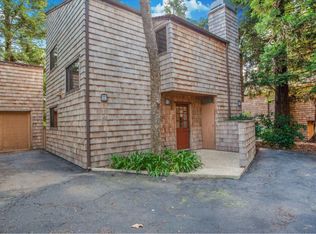 14 Oak St #A, Santa Barbara, CA 93103