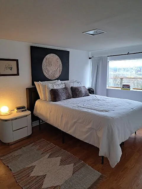 3042 34th Ave SW — Photo 2
