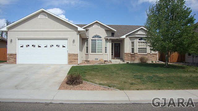 1st image of 300 W Vista Valley Dr