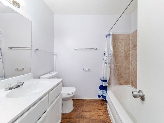 4th image of 6826 N 45th Ave APT 12