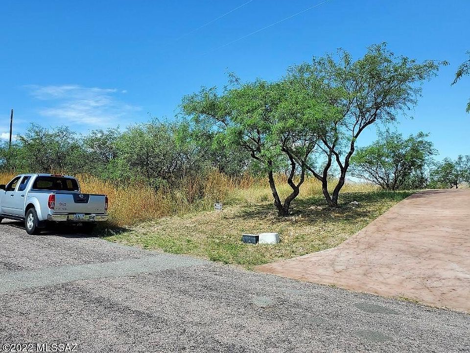 2nd image of 588 Camino Kansas #33/34