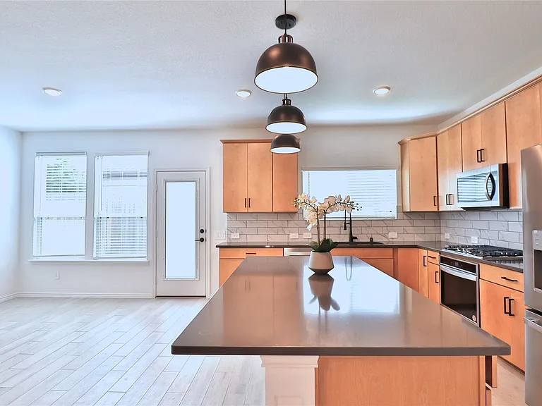 10411 Harmon Smith Dr — Photo 5