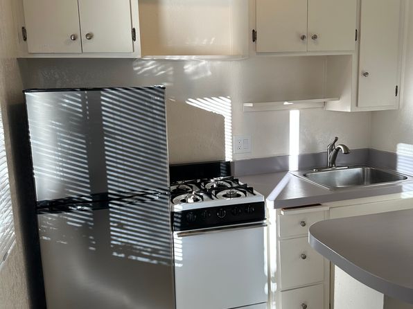 663 Eucalyptus Ave APT 5