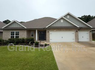 5963 Cherry Hill Cir, Pace, FL 32571