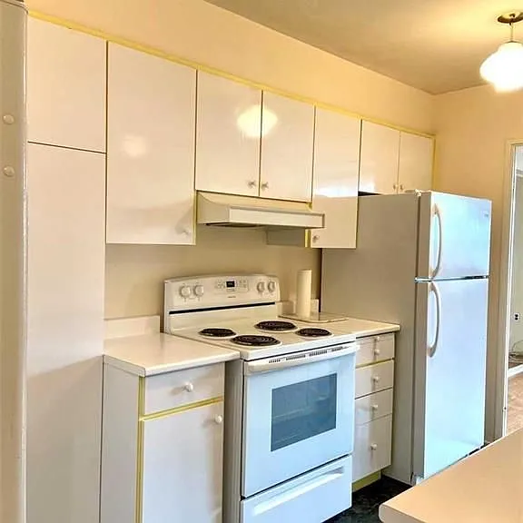 130 Neptune Dr #905 — Photo 7