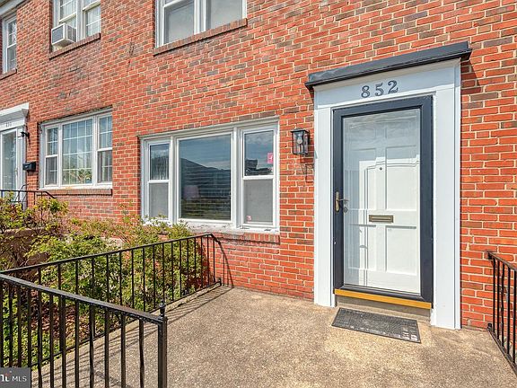 5th image of 852 Bosley Ave
