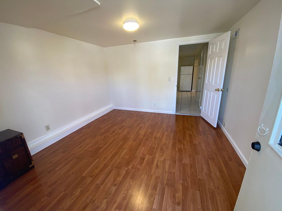 1st image of 443 Irvington St
