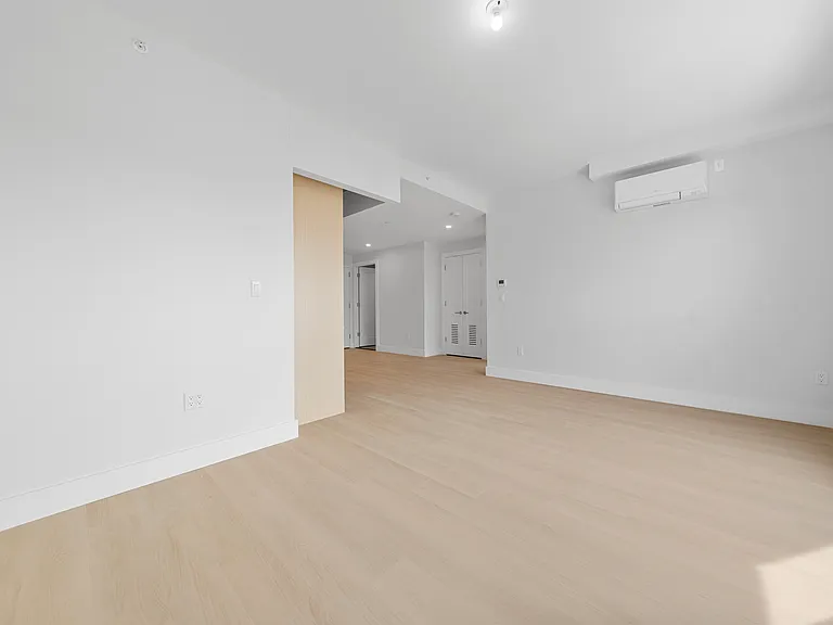77-63 Vleigh Pl #217 — Photo 10