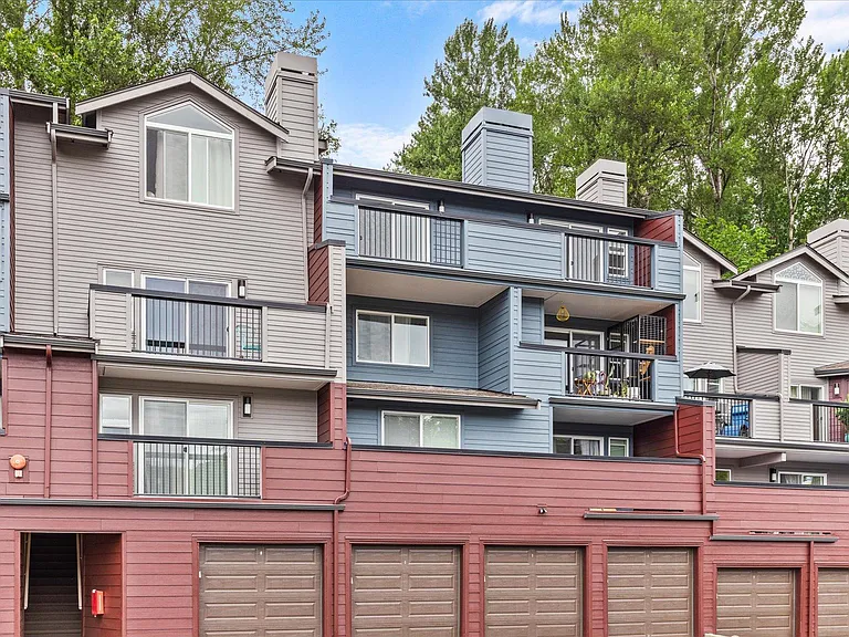 Top level with expansive balcony and breathtaking views.