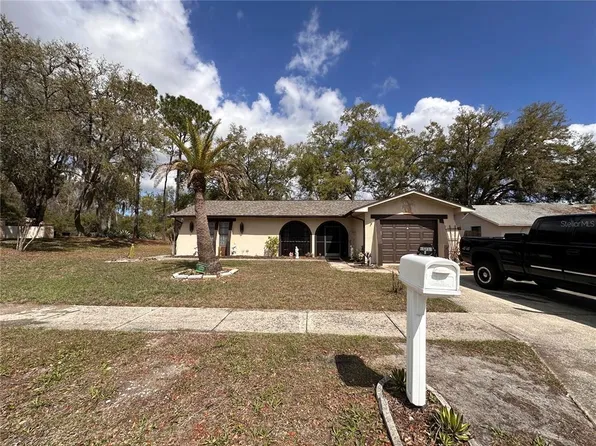 12805 Pecan Tree Dr, Hudson, FL 34669