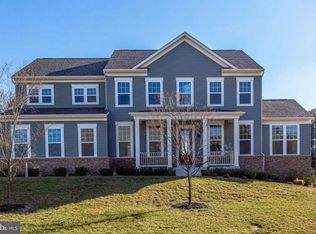 1061 Marmion Dr, Herndon, VA 20170