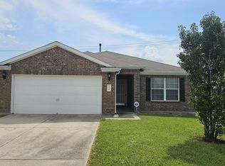 7119 Acacia Ln, Baytown, TX 77521