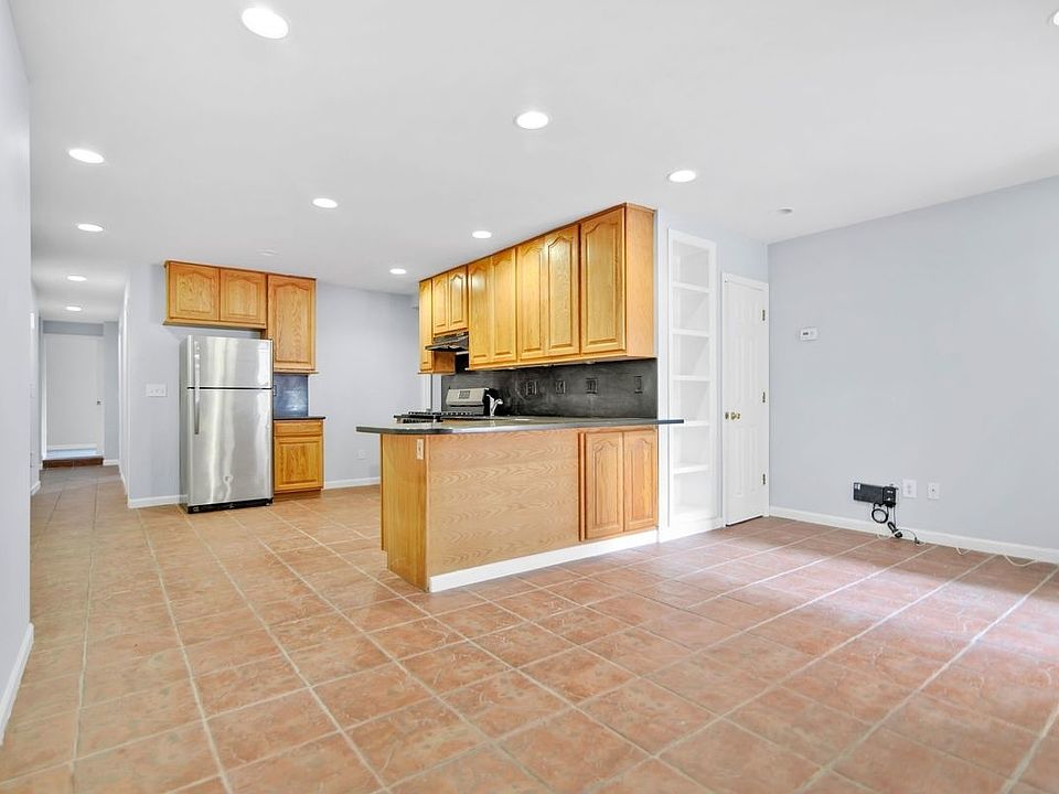 1st image of 23-11A Broadway #1AA