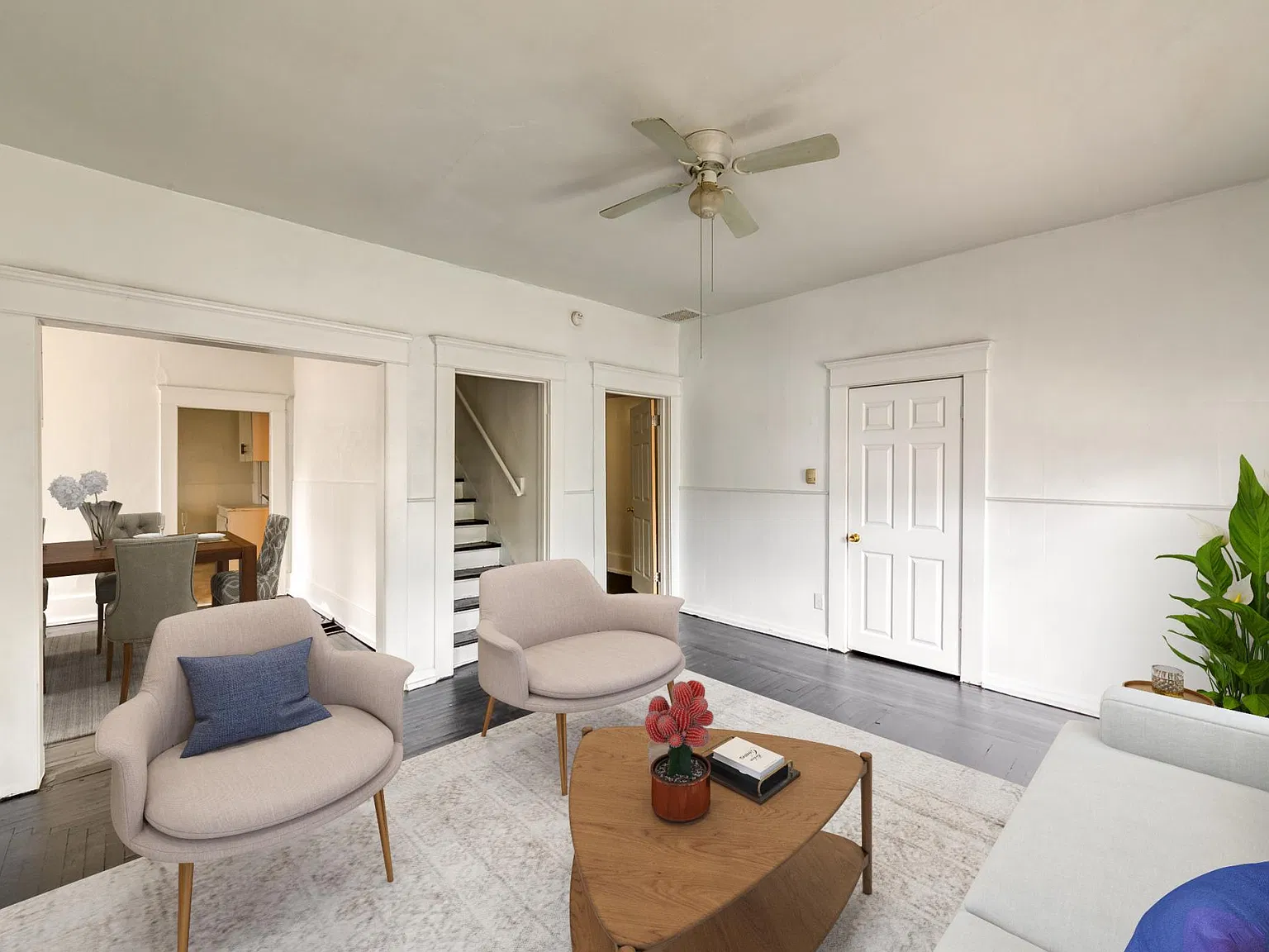 3 bed, 1440 sqft, $1,300 — Photo 1
