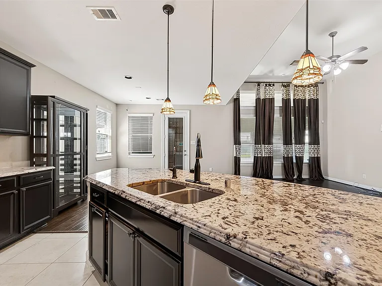 3002 Overbrook Meadow Ln — Photo 15