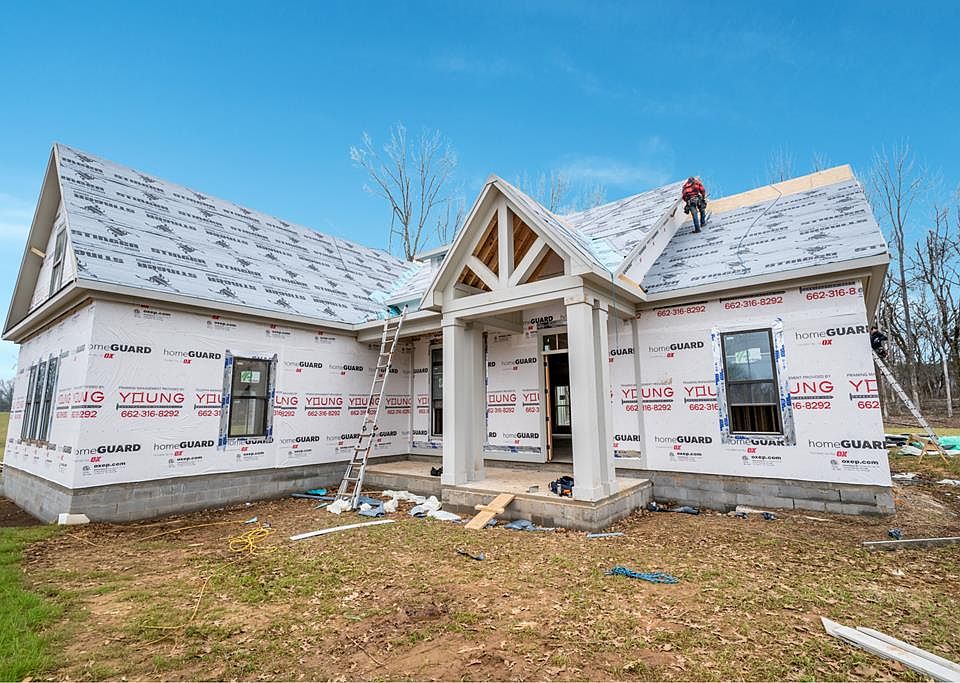 1st image of 711 Oxford Loop