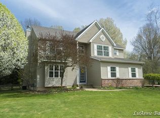 7180 Black Forest Dr NE, Rockford, MI
