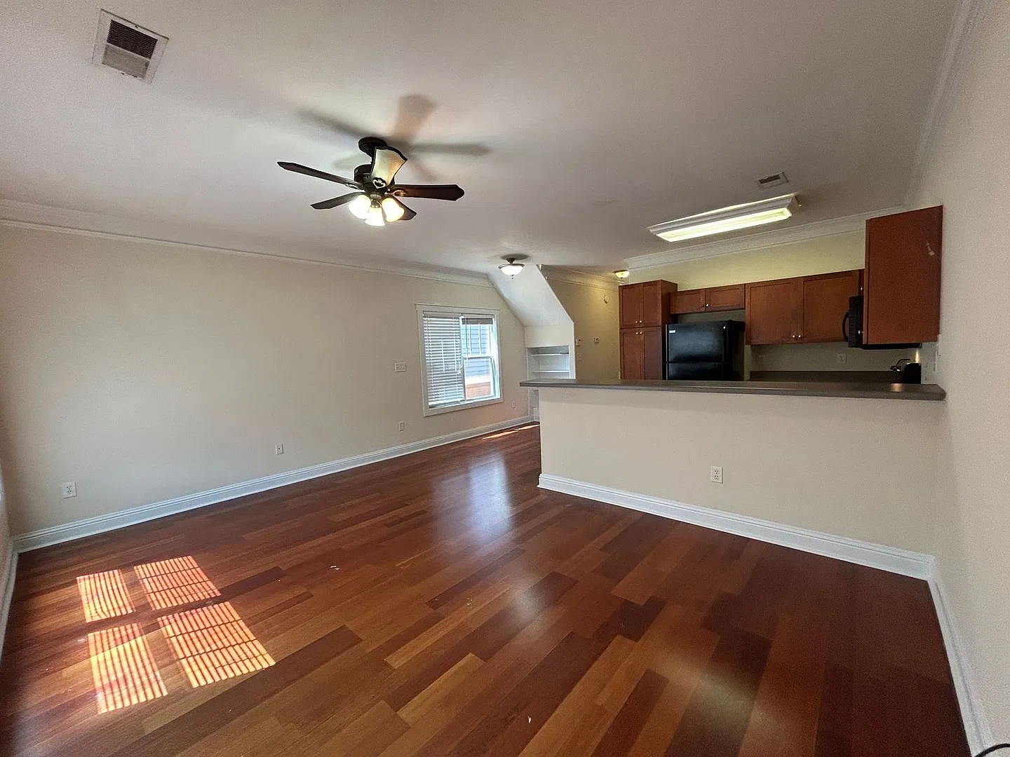 Pre-Leasing For August 6th 2027! — Photo 4