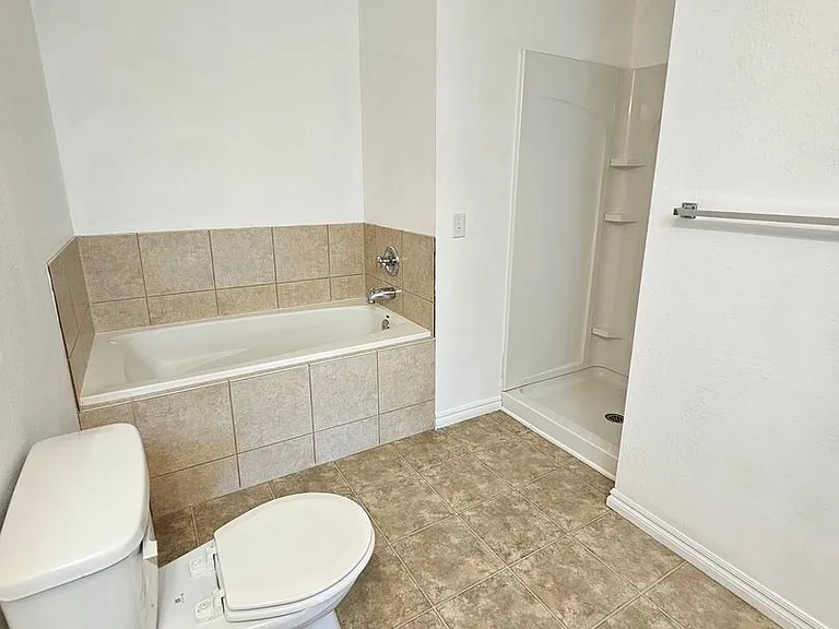 28 Fuller Cir — Photo 15