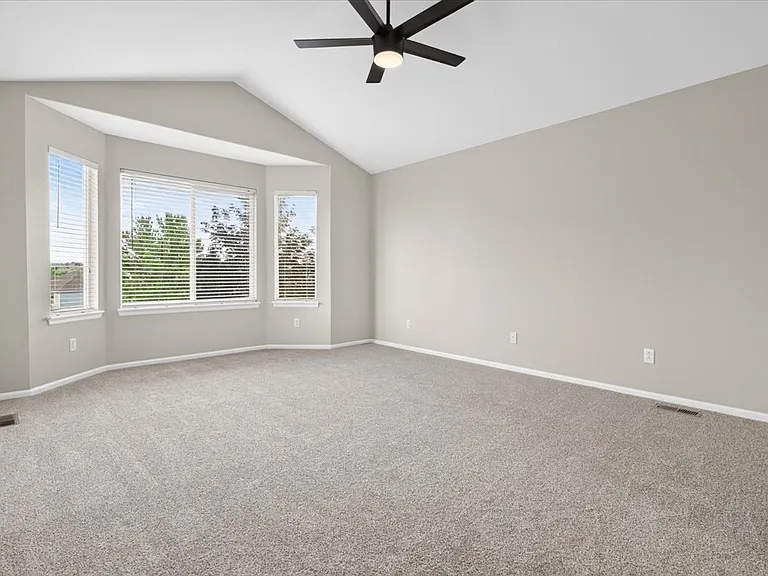 11572 Pine Hill St — Photo 27