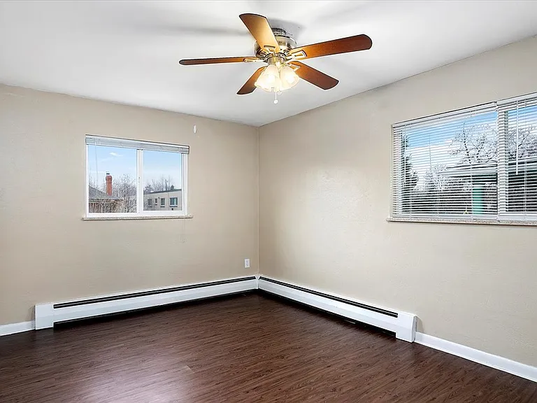 1139 N York St #101 — Photo 6