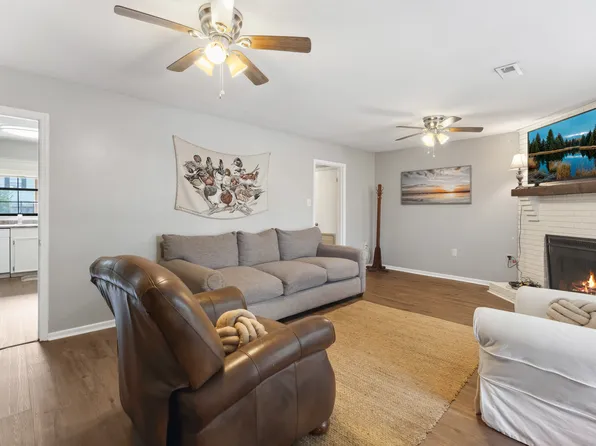 119 Brookwood Ln, Hattiesburg, MS 39401