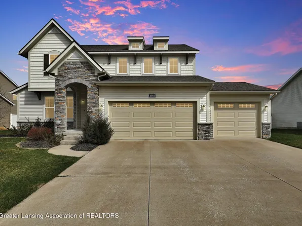 3903 Danbridge Dr, Lansing, MI 48906