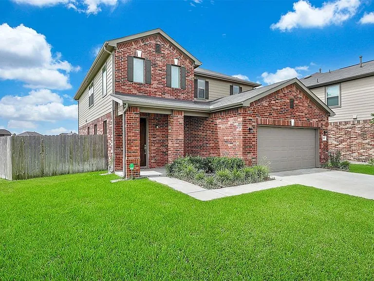 22423 Auburn Valley Ln — Photo 1