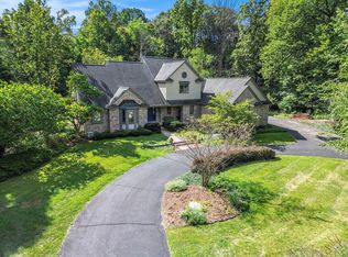 2790 White Oak Dr, Ann Arbor, MI 48103