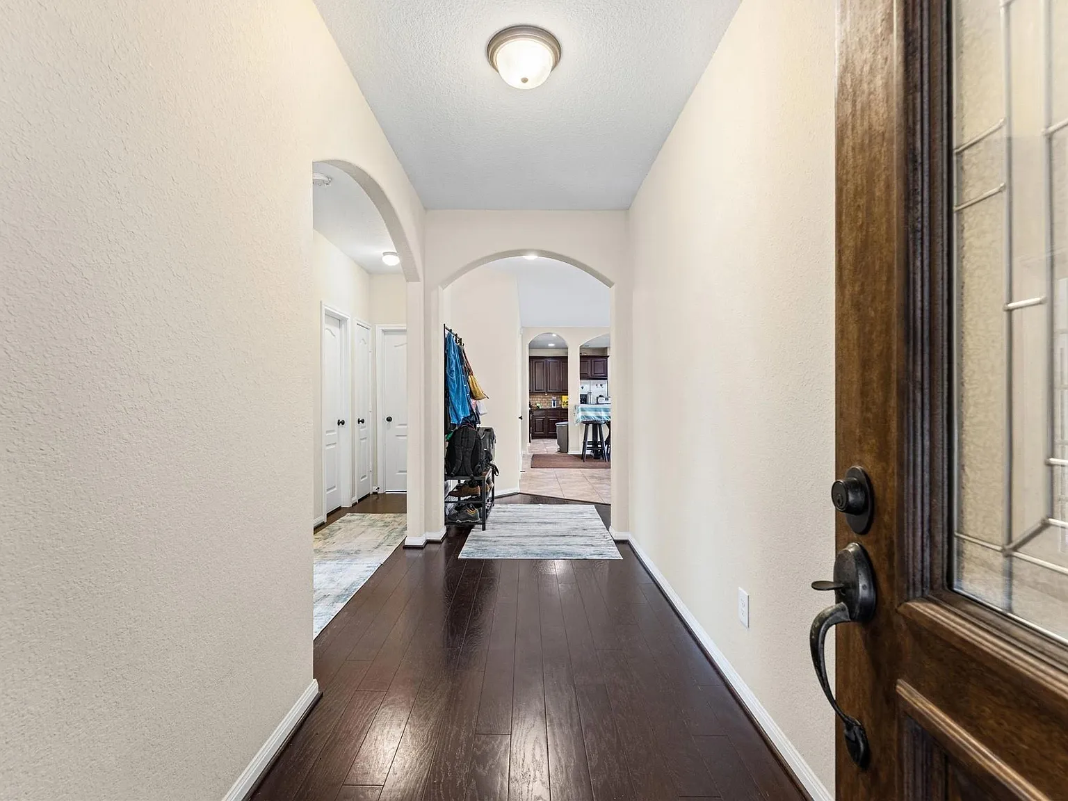 3 bed, 2.0 bath, 2119 sqft, $2,750 — Photo 4