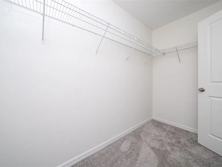 9061 Oscraft Dr — Photo 28