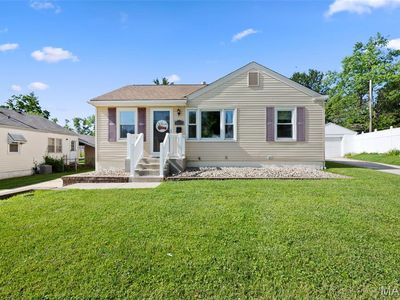10256 Saint Dennis Ln, Saint Ann, MO, 63074