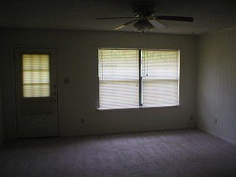 2nd image of 106 Whitetail Dr