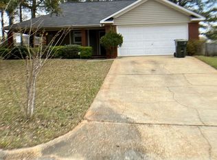 117 Mill Creek Cir, Dothan, AL 36305