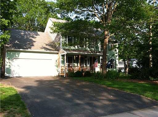 3rd image of 125 Gentian Dr