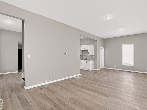 4th image of 2614 N Olney St