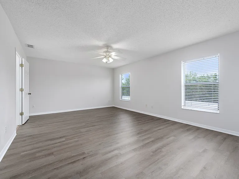 746 Lockbreeze Dr — Photo 26