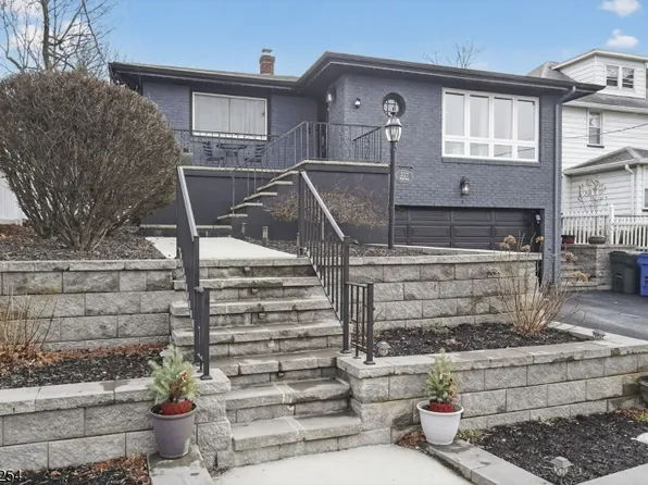 317 Ridge Rd, Rutherford Boro, NJ 07070