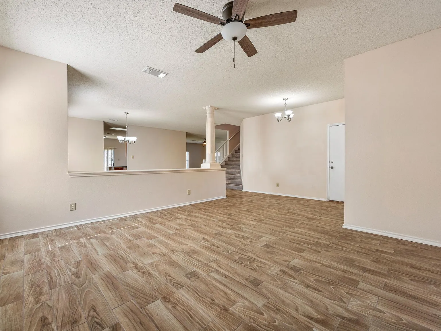 4 bed, 2.5 bath, 3496 sqft, $2,495 — Photo 4