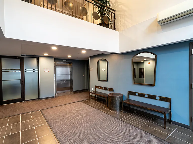 1300 Grand St #418 — Photo 21