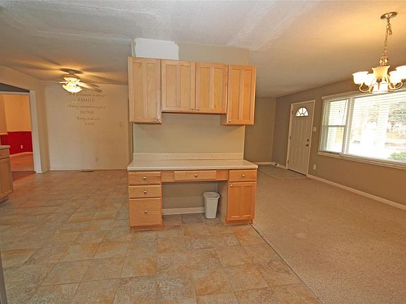 5th image of 714 Edna Ave