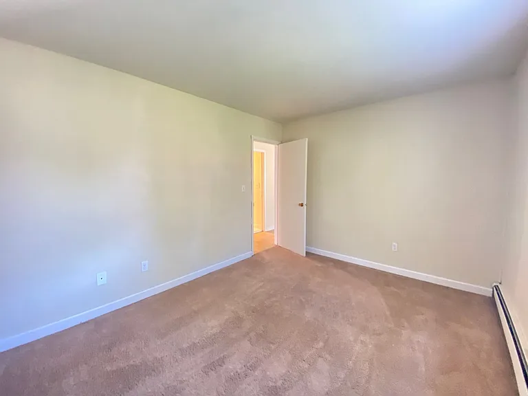 Ariel Place — Photo 23