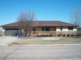 104 E 8th St, Crooks, SD 57020