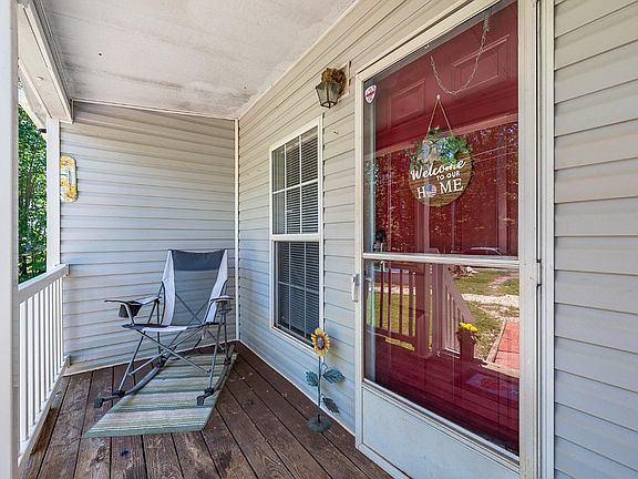 4th image of 1145 Shady Rest Ln