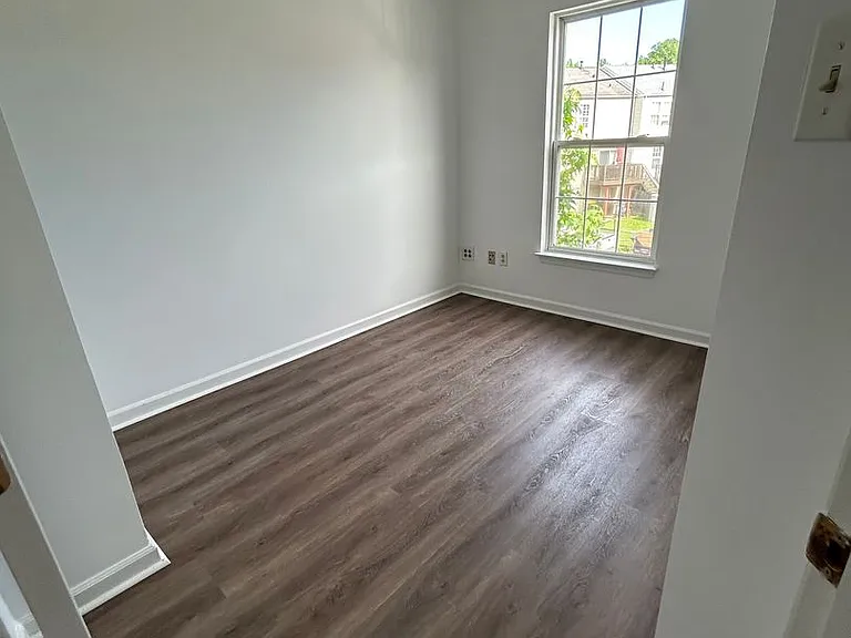 85 Alexis Dr — Photo 16