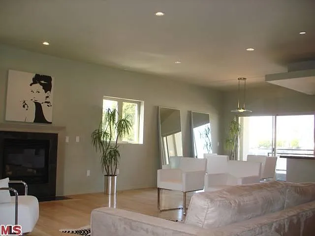 1529 S Westgate Ave #301 — Photo 7