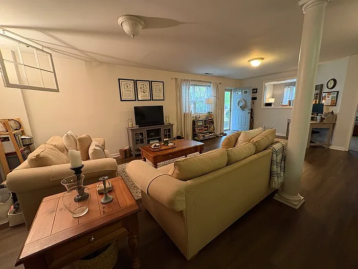 304 Sweet Bay Pl #A — Photo 9